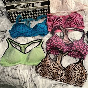 Victoria’s Secret pink old used worn M medium sports bras hard to find leopard !